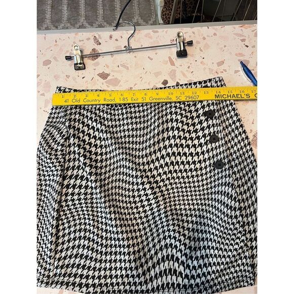 Houndstooth mini skirt - Picture 5 of 7